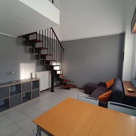 公寓 Appartamento Tranquillo A Pochi Minuti Dal Centro *